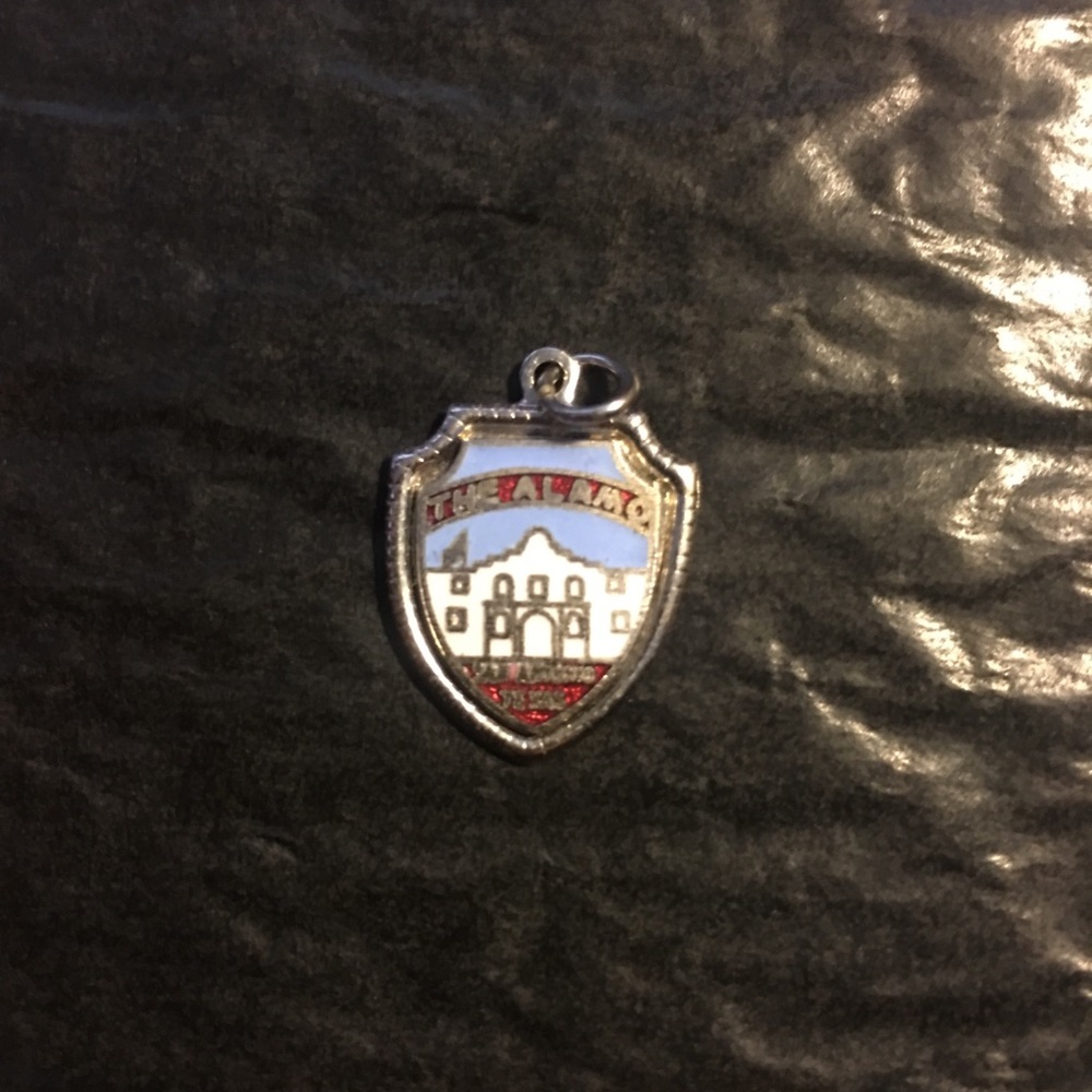 1960s Alamo sterling silver charm/pendant